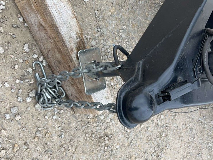 2016-stealth-viper-24'-enclosed-trailer-image-9