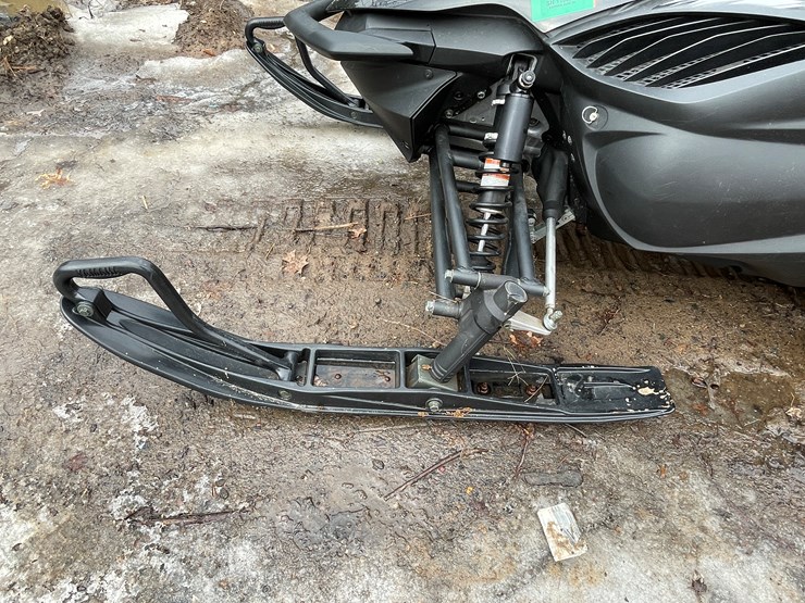 #1006-•-2006-yamaha-apex-gt-snowmobile-(fall-creek,-wi)-(no-registration-card)-image-12
