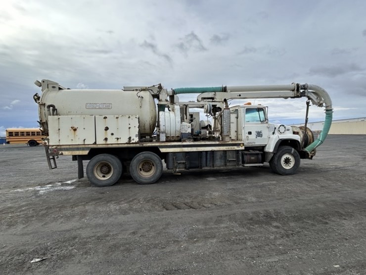 1994-ford-l8000-image-6