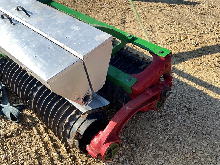 #1072-•-8'-brillion-cultipacker-image-23