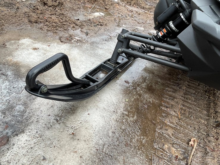 #1006-•-2006-yamaha-apex-gt-snowmobile-(fall-creek,-wi)-(no-registration-card)-image-15