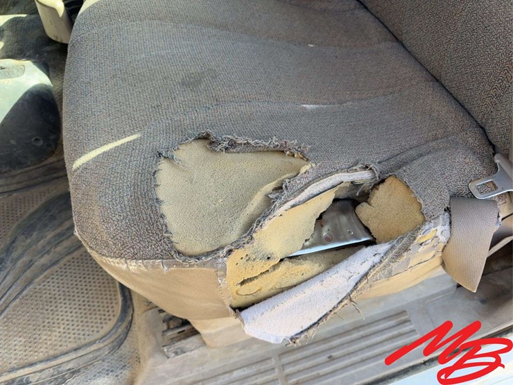 2002-chevrolet-silverado-1500-ls-image-28