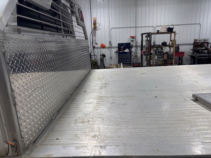 #2331-•-2022-chevrolet-5500-hd-flatbed-truck-image-55