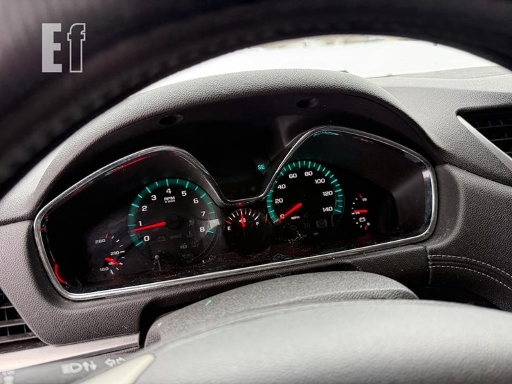 2014-chevrolet-traverse-image-12