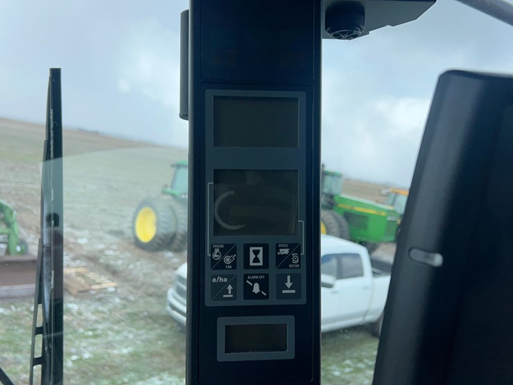 2008-case-ih-2577-image-69