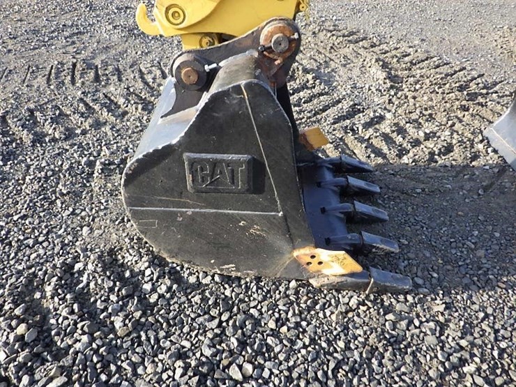 caterpillar-305.5-image-25