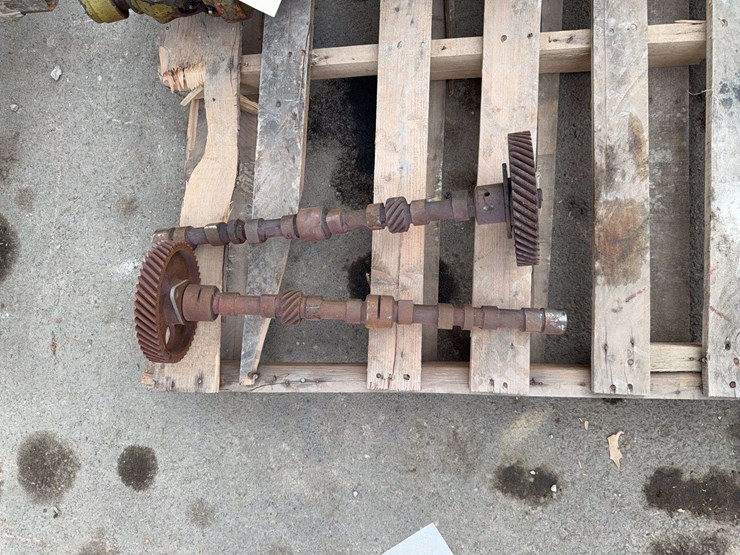 drive-shafts-and-camshafts-image-2