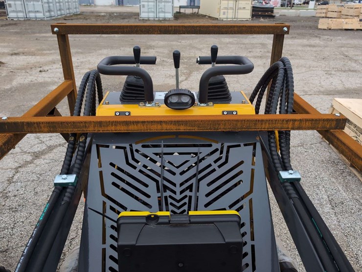 mini-skid-steer-clawler---sdll60---420cc-image-4