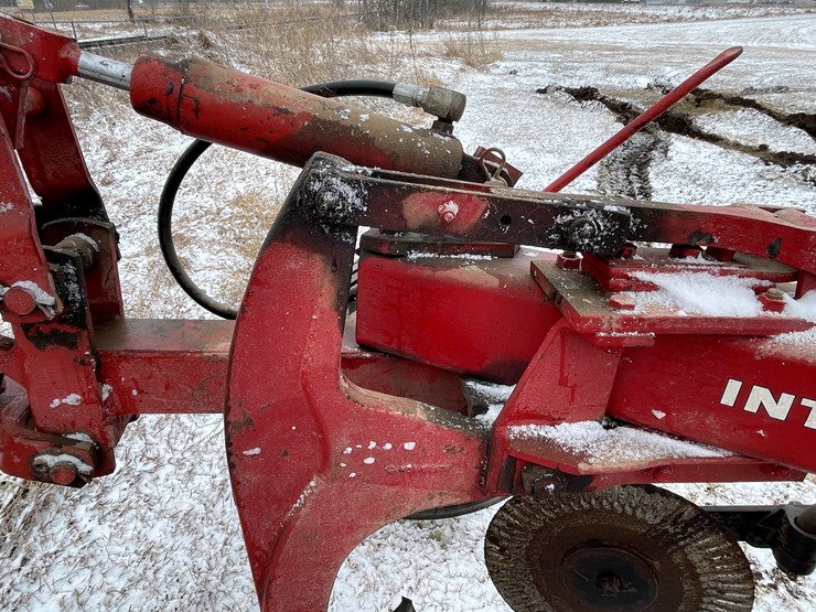 2004-international-720-image-14