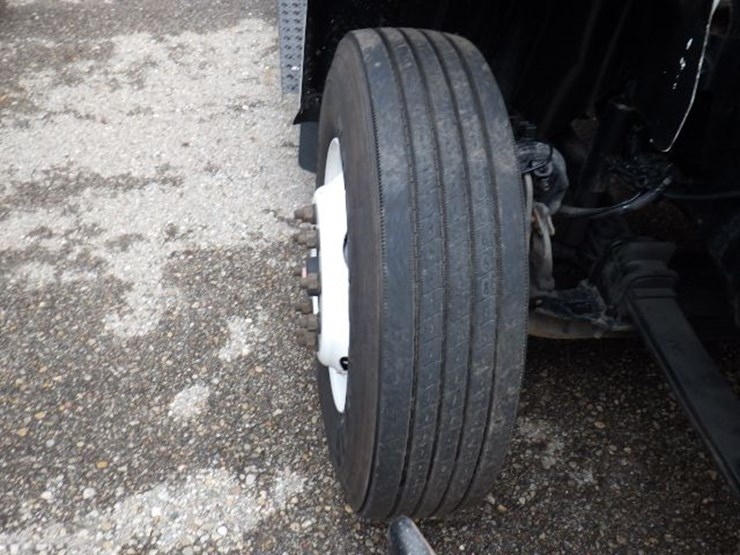 2016-international-8600-image-22