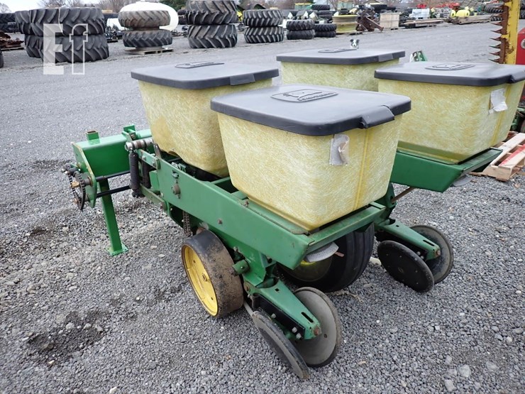 john-deere-7000-image-3