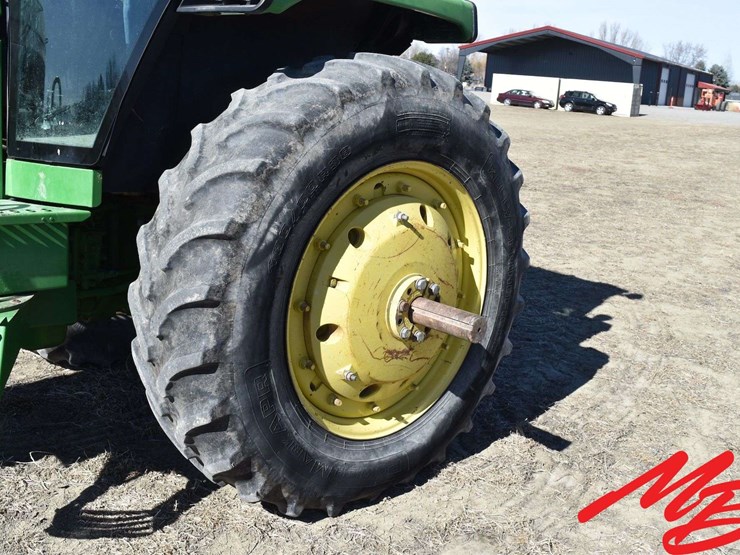 1989-john-deere-4455-image-18