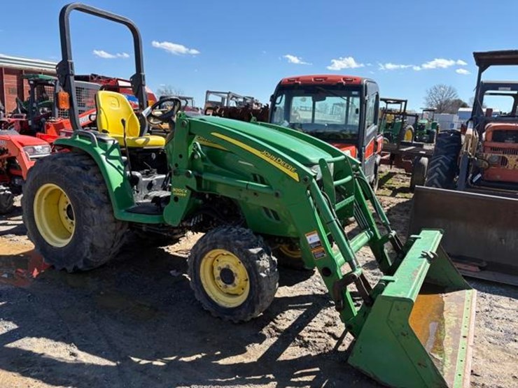 2007-john-deere-3120-image-1
