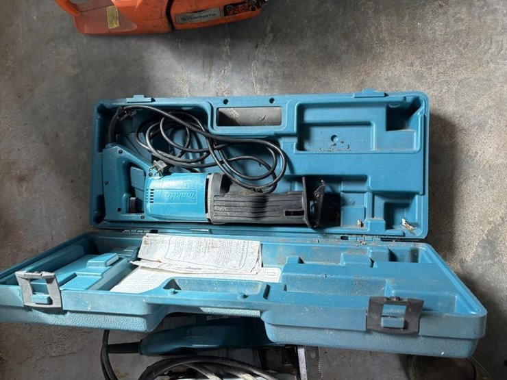 makita-saw-&-sawzall-image-3