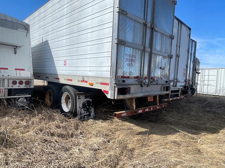 1999-utility-53'-image-8