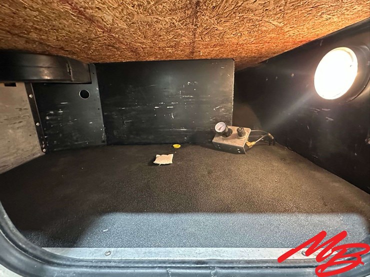 2007-peterbilt-379-image-46