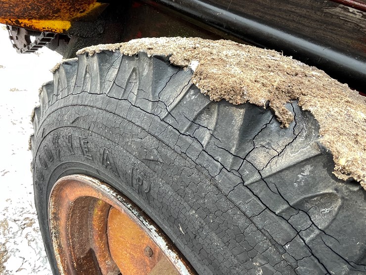 #2006-•-minnesota-spread-all-spreader-image-30