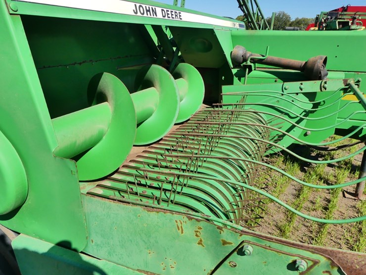 2001-john-deere-348-image-8