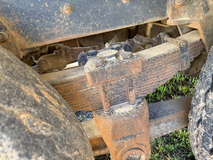 #42453-•-1996-freightliner-daycab-truck-tractor-vin:-1fupdcxb8th744360-image-19