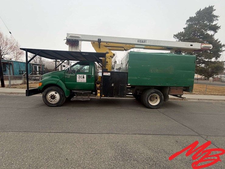 2005-ford-f750-image-1