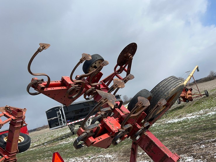 international-133-image-2