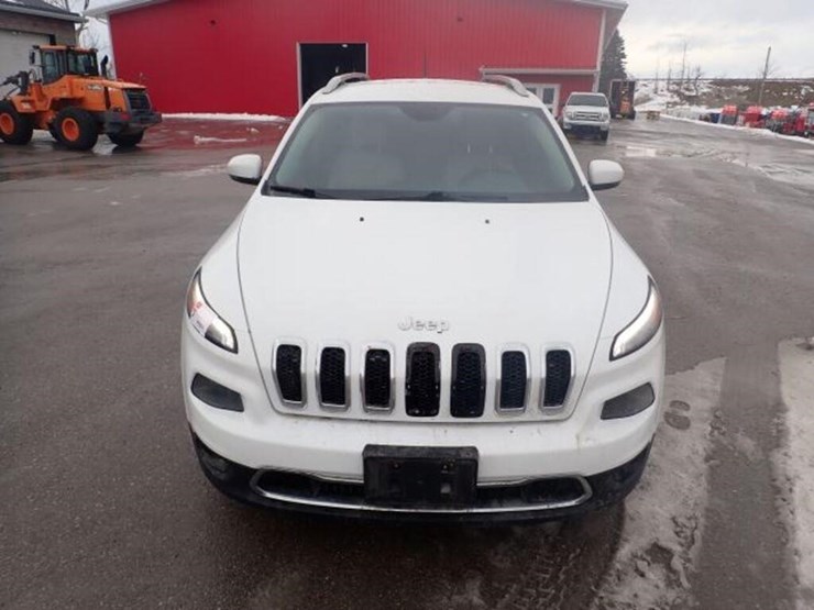 2016-jeep-cherokee-image-2