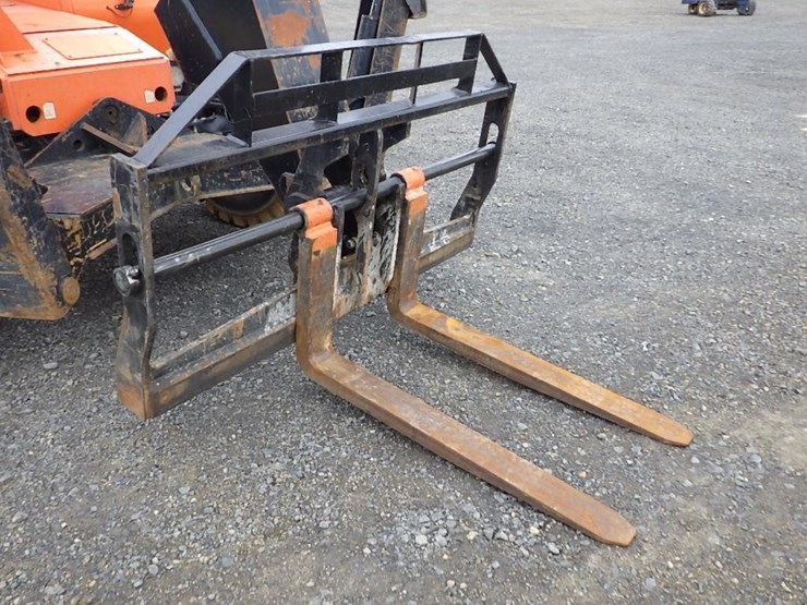 sky-trak-10054-image-32