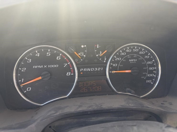 2011-chevrolet-colorado-image-13