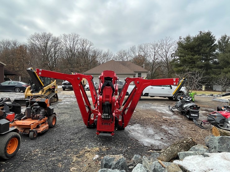 #1000-•-2024-cmc-90hd+-lift-(fall-creek,-wi)-image-6