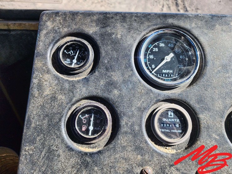 1996-new-holland-1095-image-21