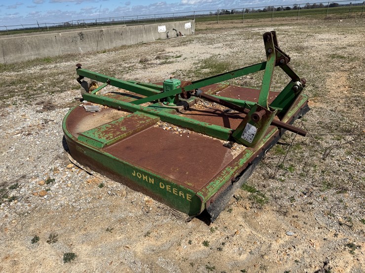 john-deere-7-image-2