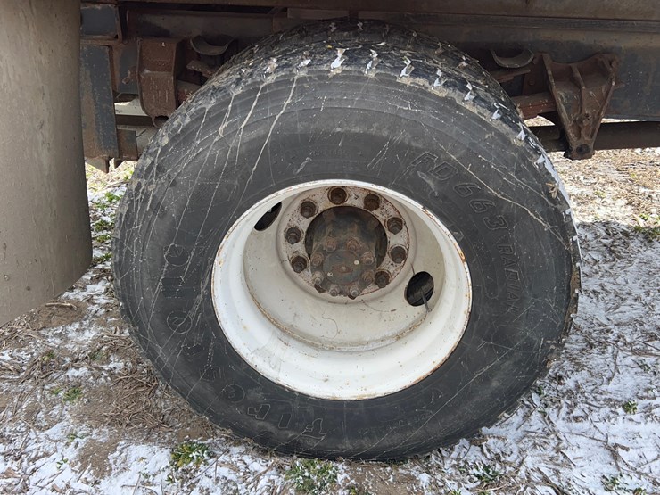 1999-international-4900-image-27