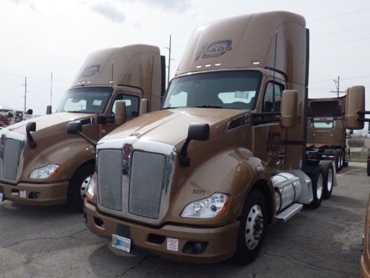 2022-kenworth-t680-image-1