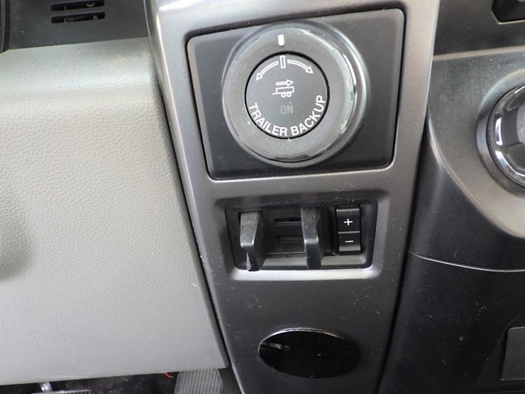 2016-ford-f150-image-36