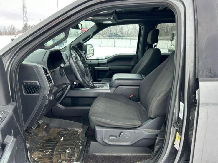 2017-ford-f150-xlt-image-21