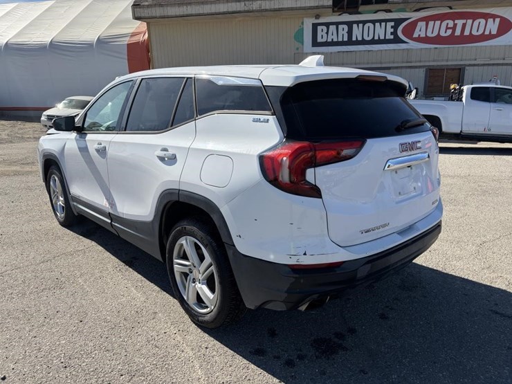 2018-gmc-terrain-sle-image-4