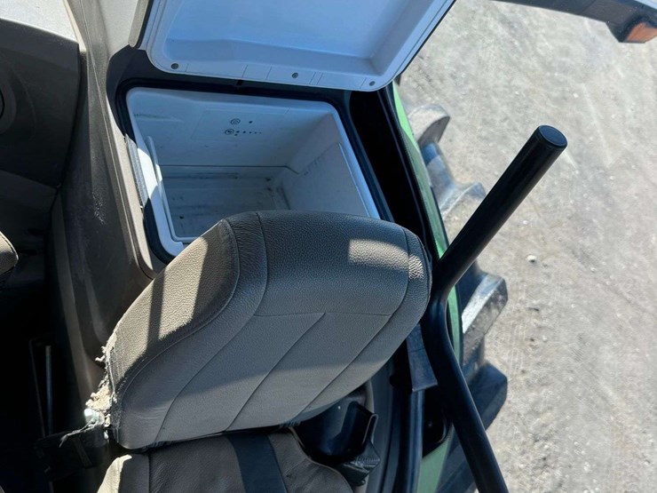 2021-john-deere-7r-350-image-40