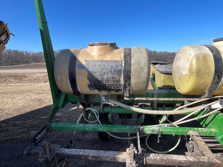 john-deere-7000-image-18