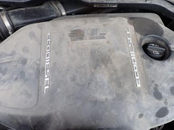 2018-ram-1500-laramie-image-47