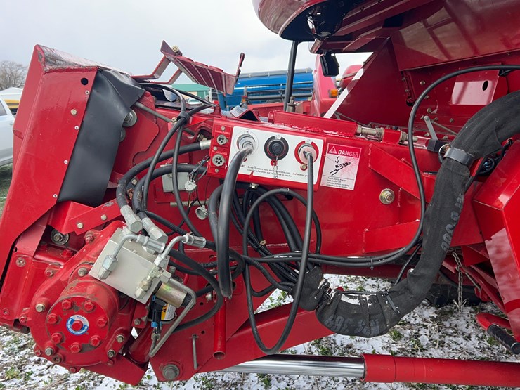 2008-case-ih-2577-image-55