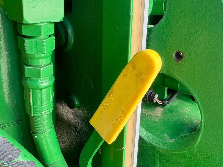 2021-john-deere-7r-350-image-13