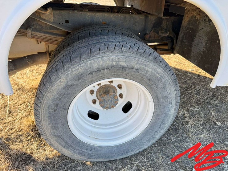 2012-ford-f350-image-18