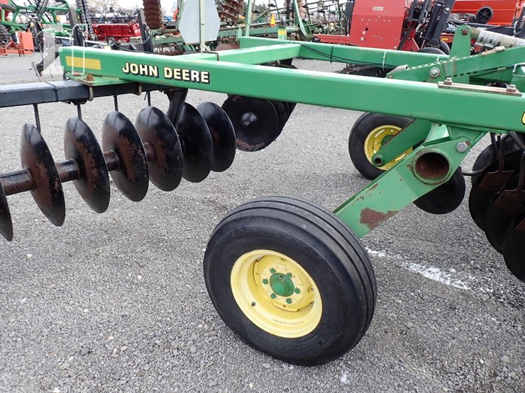john-deere-637-image-5