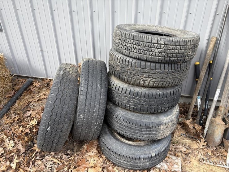 misc-tires-&-some-rims-image-1