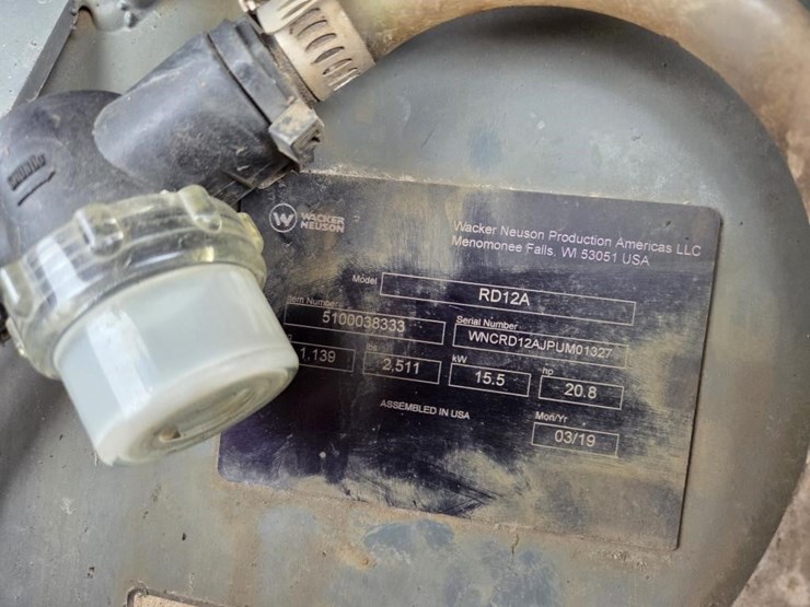 2019-wacker-neuson-rd12a-tandem-vibratory-roller-image-27