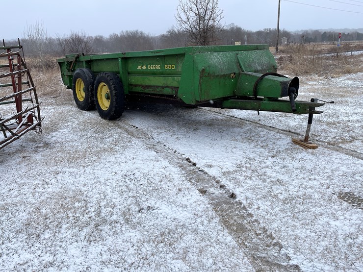 john-deere-680-image-2