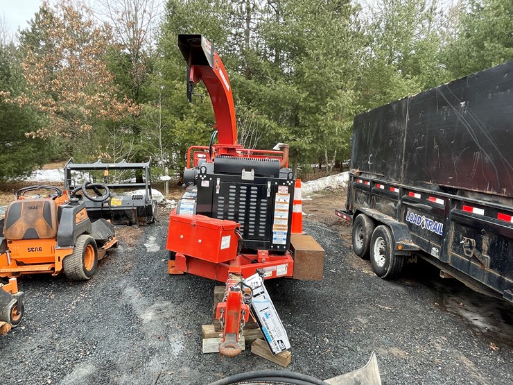 #1008-•-eeger-beever-model-1215-wood-chipper-(fall-creek,-wi)-image-2