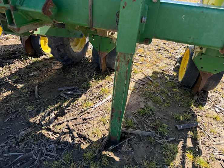 john-deere-1720-image-79