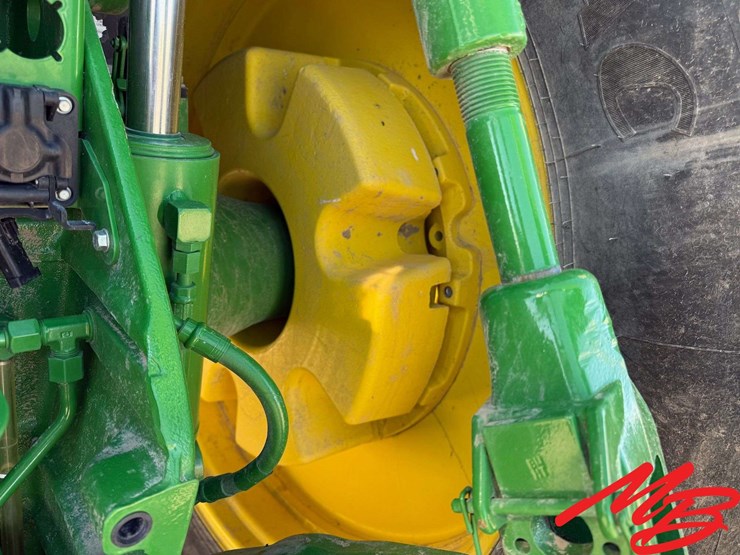 2023-john-deere-8r-340-image-11