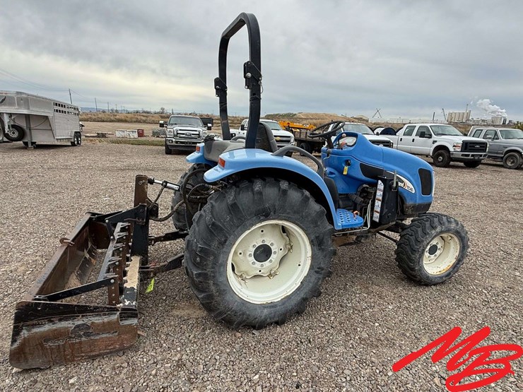 new-holland-tc40a-image-4